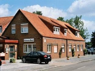 Hotel Tauwerk 3*
